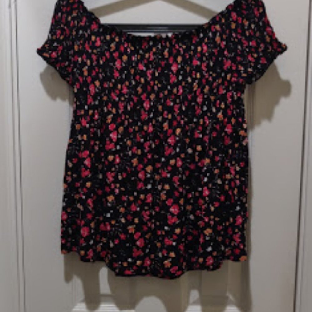 No Boundaries Off-The-Shoulder Floral Print Shirt